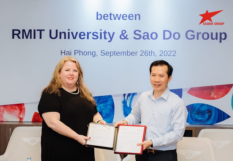 Tập đoàn Sao Đỏ và Đại học RMIT đã ký biên bản ghi nhớ (MoU) đánh dấu sự hợp tác nhằm xây dựng lực lượng lao động chất lượng cao tại Việt Nam.